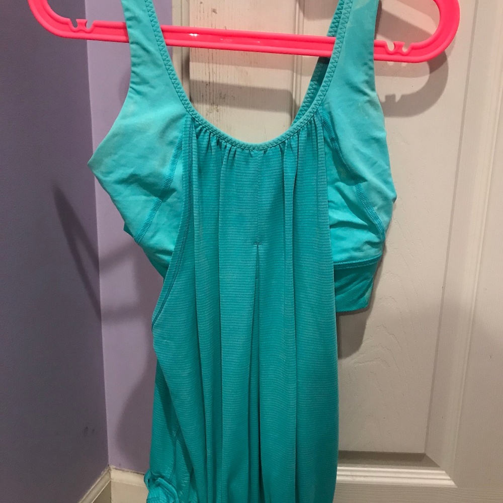 Lululemon tank top with built in sports bra